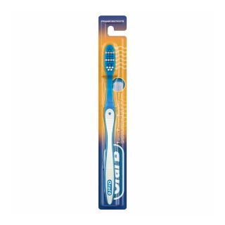 Зубная щётка "ORAL-B" Чистота и Свежесть зубов (средняя жесткость)